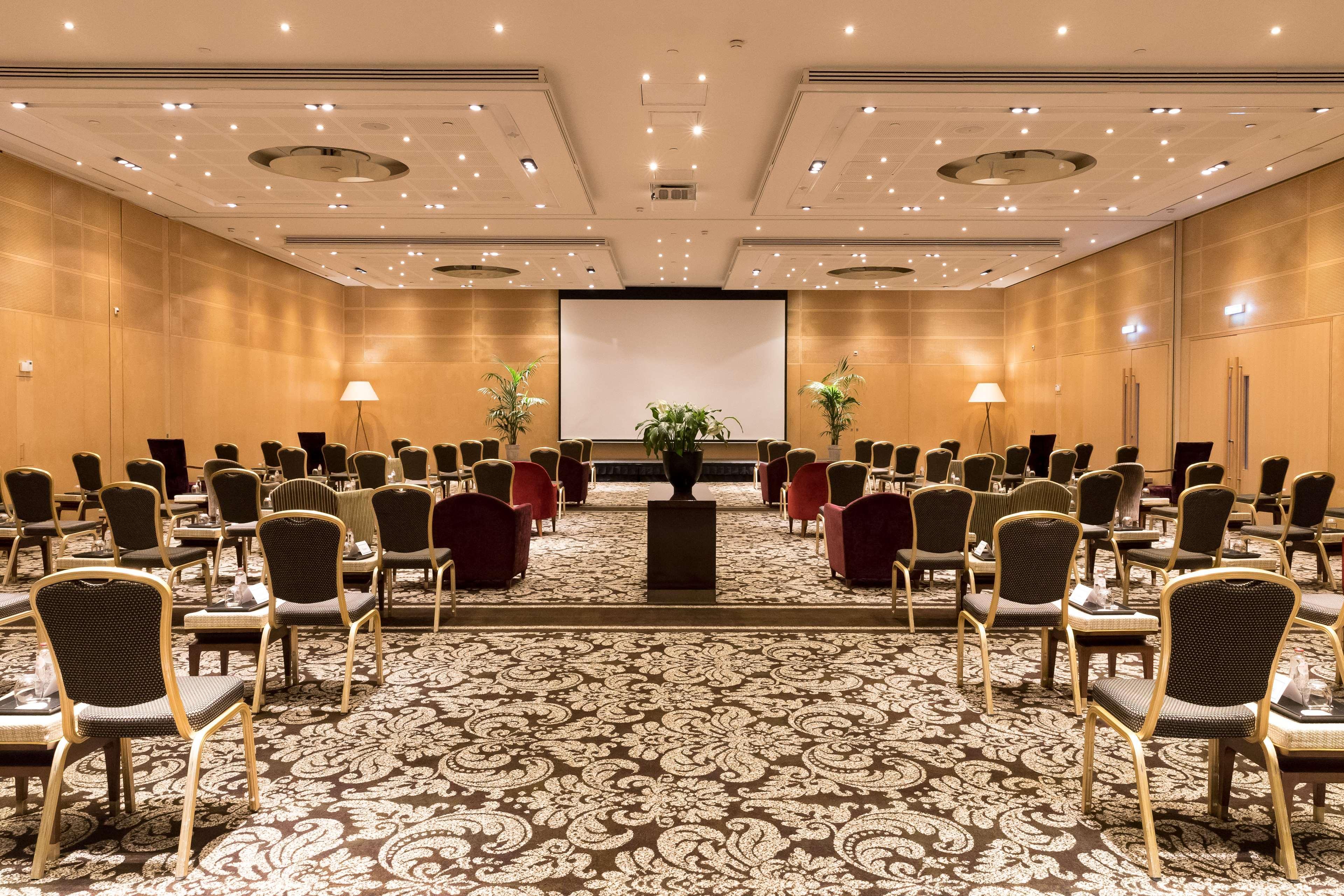 Hotel Hilton Amsterdam Esterno foto The ballroom
